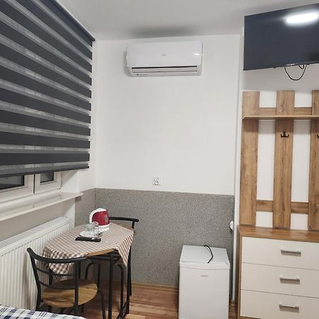 Goscinna Hacjenda Radwanice Exterior foto