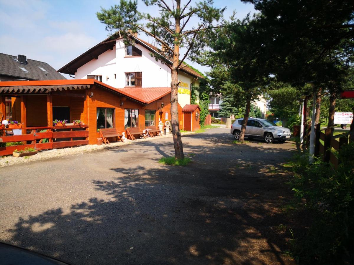 Goscinna Hacjenda Radwanice Exterior foto