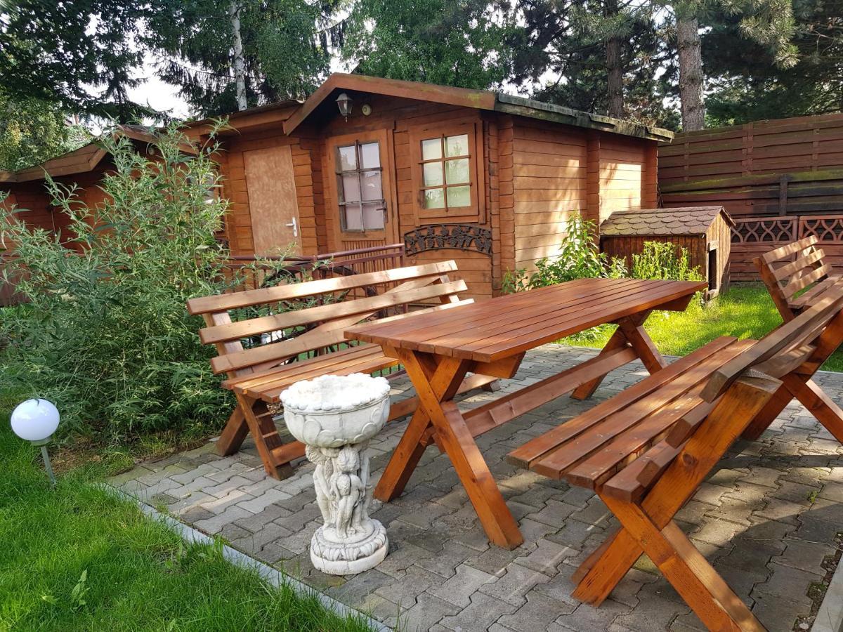 Goscinna Hacjenda Radwanice Exterior foto